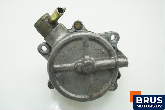 Gebruikte Vacuumpomp (Diesel) Nissan Navara (D40) 2.5 dCi 16V 4x4 Prijs € 90,75 Inclusief btw aangeboden door Brus Motors BV