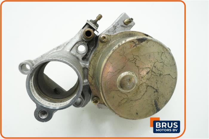 Vacuumpomp (Diesel) van een Ford Transit 2.0 TDCi 16V Tourneo 2004