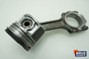 Gebruikte Drijfstang Alfa Romeo GT (937) 1.9 JTD 16V Multijet Prijs € 90,75 Inclusief btw aangeboden door Brus Motors BV