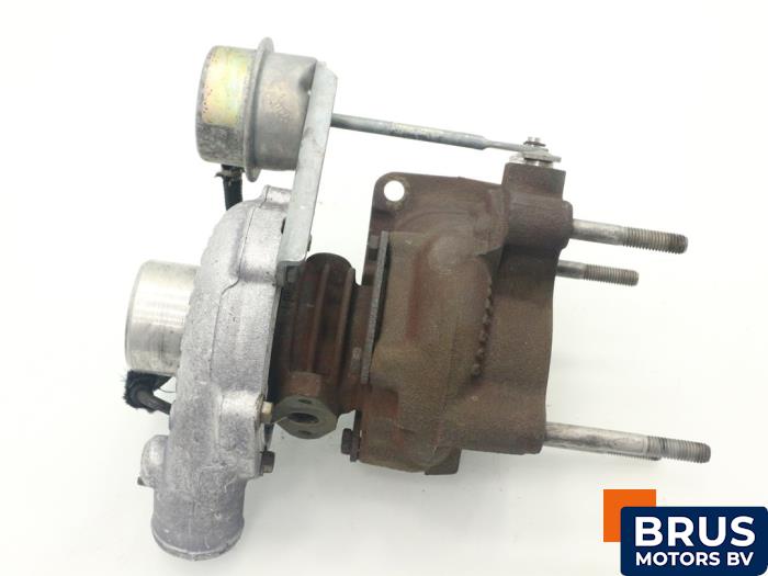 Gebruikte G-lader Fiat Bravo (182A) 1.9 TDS SX,ELX 100 Prijs € 302,50 Inclusief btw aangeboden door Brus Motors BV