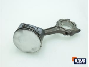 Gebruikte Drijfstang Opel Astra G (F07) 1.6 16V Twin Port Prijs € 90,75 Inclusief btw aangeboden door Brus Motors BV