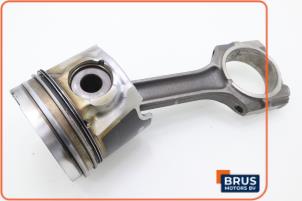 Gebruikte Drijfstang Citroen Jumper (U5) 2.2 HDi Prijs € 90,75 Inclusief btw aangeboden door Brus Motors BV