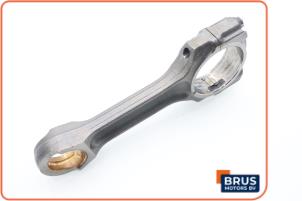 Gebruikte Drijfstang Citroen Jumper (U5) 2.2 HDi Prijs € 90,75 Inclusief btw aangeboden door Brus Motors BV