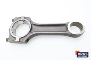 Gebruikte Drijfstang BMW 5 serie (E39) 525 tds Prijs € 90,75 Inclusief btw aangeboden door Brus Motors BV