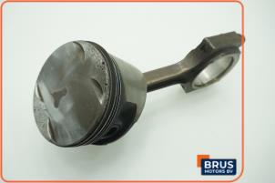 Gebruikte Drijfstang Chrysler PT Cruiser 2.0 16V Prijs € 90,75 Inclusief btw aangeboden door Brus Motors BV