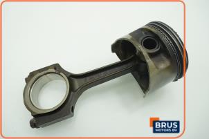 Gebruikte Drijfstang Chrysler PT Cruiser 2.0 16V Prijs € 90,75 Inclusief btw aangeboden door Brus Motors BV