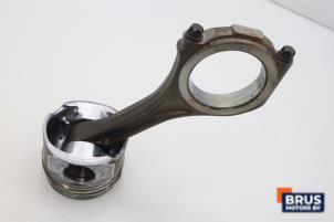 Gebruikte Drijfstang Volkswagen Touareg (7LA/7L6) 3.0 TDI V6 24V Prijs € 90,75 Inclusief btw aangeboden door Brus Motors BV