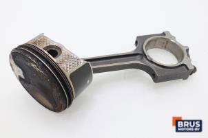 Gebruikte Drijfstang Ford Focus 2 2.0 16V Prijs € 90,75 Inclusief btw aangeboden door Brus Motors BV