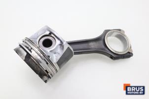 Gebruikte Drijfstang Mercedes A (W168) 1.7 A-170 CDI 16V Prijs € 90,75 Inclusief btw aangeboden door Brus Motors BV