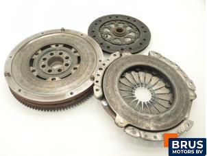Gebruikte Dubbele massa vliegwiel BMW 5 serie Touring (E34) 520i 24V Prijs € 242,00 Inclusief btw aangeboden door Brus Motors BV