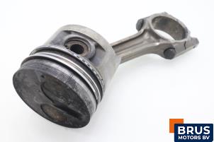 Gebruikte Drijfstang Daihatsu Rocky Hardtop 2.8 SE,SX Prijs € 90,75 Inclusief btw aangeboden door Brus Motors BV