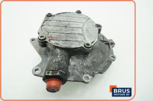 Gebruikte Vacuumpomp (Diesel) Mercedes Sprinter 4t (904) 412D Prijs € 90,75 Inclusief btw aangeboden door Brus Motors BV