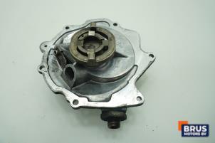 Gebruikte Vacuumpomp (Diesel) Mercedes Sprinter 4t (904) 412D Prijs € 90,75 Inclusief btw aangeboden door Brus Motors BV