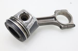 Gebruikte Drijfstang Opel Vivaro 2.0 CDTI Prijs € 90,75 Inclusief btw aangeboden door Brus Motors BV