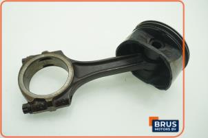 Gebruikte Drijfstang Rover 75 1.8 Turbo 16V Prijs € 90,75 Inclusief btw aangeboden door Brus Motors BV