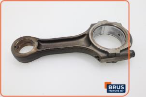 Gebruikte Drijfstang Toyota HiAce II 2.5 D4-D 100 Prijs € 90,75 Inclusief btw aangeboden door Brus Motors BV