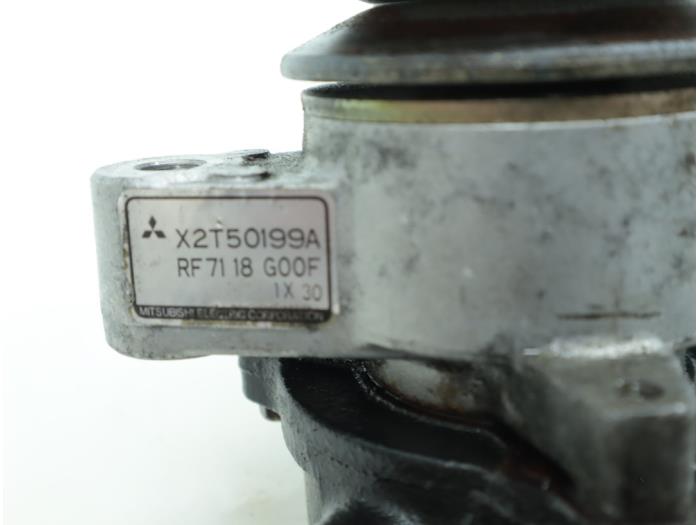 Vacuumpomp (Diesel) van een Mazda 626 (GE12/72/82) 2.0i LX,GLX 16V 4x4 1995