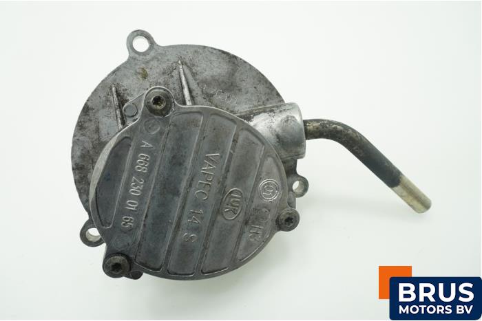 Gebruikte Vacuumpomp (Diesel) Mercedes Vaneo (W414) 1.7 CDI 16V Prijs € 90,75 Inclusief btw aangeboden door Brus Motors BV