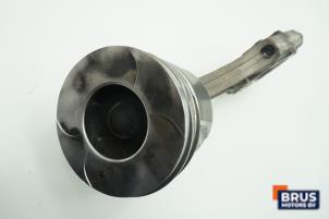 Gebruikte Drijfstang Toyota Corolla (E12) 2.0 D-4D 16V 110 Prijs € 90,75 Inclusief btw aangeboden door Brus Motors BV