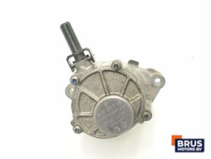 Gebruikte Vacuumpomp (Diesel) Mercedes E (W212) E-200 CDI 16V BlueEfficiency,BlueTEC Prijs € 90,75 Inclusief btw aangeboden door Brus Motors BV