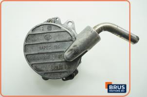 Gebruikte Vacuumpomp (Diesel) Mercedes E (W210) 3.2 E-320 CDI 24V Prijs € 90,75 Inclusief btw aangeboden door Brus Motors BV