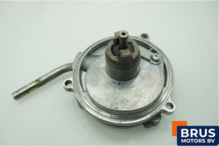 Gebruikte Vacuumpomp (Diesel) Mercedes A (W168) 1.7 A-170 CDI 16V Prijs € 90,75 Inclusief btw aangeboden door Brus Motors BV