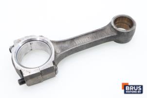 Gebruikte Drijfstang Isuzu Trooper II Hard Top 2.8 TD Prijs € 90,75 Inclusief btw aangeboden door Brus Motors BV