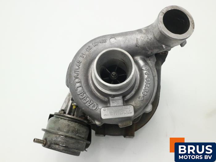 Gebruikte Turbo Audi A4 Avant (B6) 2.5 TDI 24V Prijs € 332,75 Inclusief btw aangeboden door Brus Motors BV