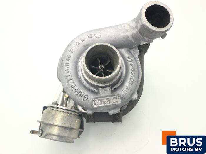 Gebruikte Turbo Audi A4 Avant (B6) 2.5 TDI 24V Prijs € 332,75 Inclusief btw aangeboden door Brus Motors BV