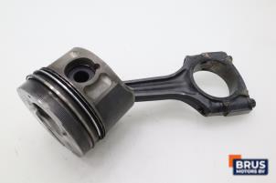 Gebruikte Drijfstang Ssang Yong Rexton 2.9 TD RJ 290 Prijs € 90,75 Inclusief btw aangeboden door Brus Motors BV