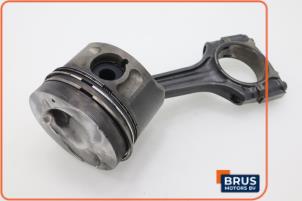 Gebruikte Drijfstang Ssang Yong Rexton 2.9 TD RJ 290 Prijs € 90,75 Inclusief btw aangeboden door Brus Motors BV