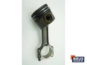 Gebruikte Drijfstang Renault Scénic II (JM) 1.5 dCi 105 Prijs € 90,75 Inclusief btw aangeboden door Brus Motors BV