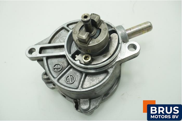 Gebruikte Vacuumpomp (Diesel) Mercedes Vito (639.6) 2.2 111 CDI 16V Prijs € 90,75 Inclusief btw aangeboden door Brus Motors BV