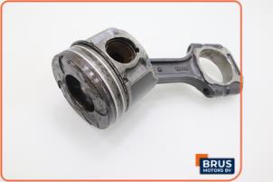 Gebruikte Drijfstang Ssang Yong Rexton 2.7 Xdi RX/RJ 270 16V Prijs € 90,75 Inclusief btw aangeboden door Brus Motors BV