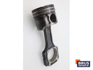 Gebruikte Drijfstang Ssang Yong Rexton 2.7 Xdi RX/RJ 270 16V Prijs € 90,75 Inclusief btw aangeboden door Brus Motors BV