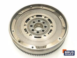 Gebruikte Dubbele massa vliegwiel BMW 3 serie (E46/2) 318 Ci Prijs € 242,00 Inclusief btw aangeboden door Brus Motors BV