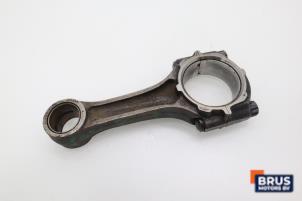 Gebruikte Drijfstang Toyota Hilux II 2.4 D 4x4 Prijs € 90,75 Inclusief btw aangeboden door Brus Motors BV