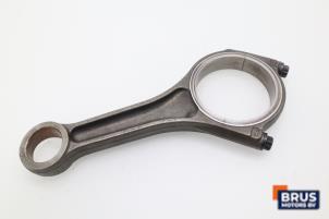 Gebruikte Drijfstang Jaguar S-type (X200) 2.7 D 24V Prijs € 90,75 Inclusief btw aangeboden door Brus Motors BV