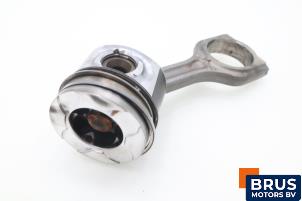 Gebruikte Drijfstang Citroen C5 III Berline (RD) 1.6 HDiF 16V Prijs € 90,75 Inclusief btw aangeboden door Brus Motors BV