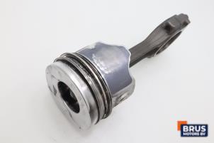 Gebruikte Drijfstang Renault Trafic New (FL) 1.9 dCi 82 16V Prijs € 90,75 Inclusief btw aangeboden door Brus Motors BV