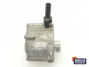 Gebruikte Videpomp (Diesel) Mercedes Vito (639.6) 2.2 113 CDI 16V Euro 5 Prijs € 90,75 Inclusief btw aangeboden door Brus Motors BV