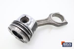 Gebruikte Drijfstang Ford Focus 2 1.6 TDCi 16V 110 Prijs € 90,75 Inclusief btw aangeboden door Brus Motors BV