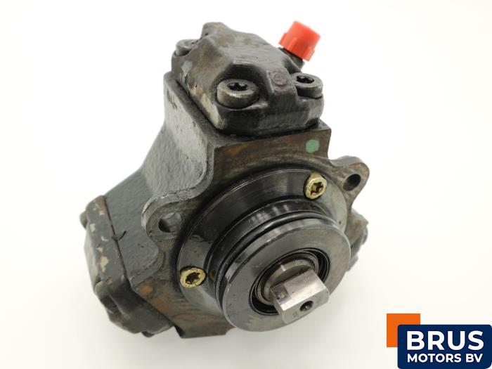 Gebruikte Brandstofpomp Mechanisch Mercedes C (W203) 2.2 C-220 CDI 16V Prijs € 181,50 Inclusief btw aangeboden door Brus Motors BV