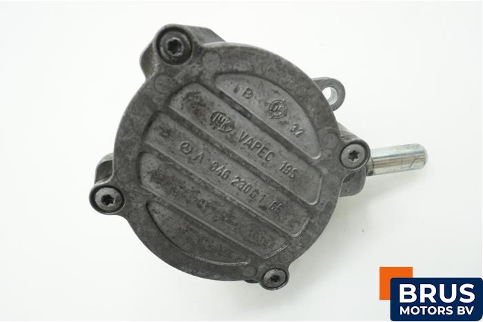 Gebruikte Vacuumpomp (Diesel) Mercedes Vito (639.6) 2.2 111 CDI 16V Prijs € 90,75 Inclusief btw aangeboden door Brus Motors BV