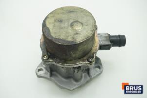 Gebruikte Vacuumpomp (Diesel) Renault Kangoo Express (FC) 1.5 dCi 80 Prijs € 90,75 Inclusief btw aangeboden door Brus Motors BV