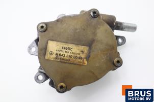 Gebruikte Vacuumpomp (Diesel) Mercedes Sprinter 3,5t (906.63) 319 CDI,BlueTEC V6 24V Prijs € 90,75 Inclusief btw aangeboden door Brus Motors BV