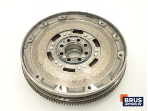 Gebruikte Vliegwiel dubbele massa Mercedes Vito (638.0) 2.3 110D Prijs € 242,00 Inclusief btw aangeboden door Brus Motors BV