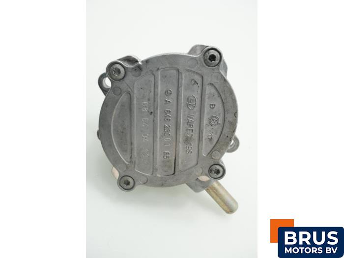 Gebruikte Vacuumpomp (Diesel) Mercedes Vito (639.7) 2.2 109 CDI 16V Prijs € 90,75 Inclusief btw aangeboden door Brus Motors BV