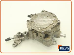 Gebruikte Brandstofpomp Mechanisch Volkswagen Caddy Combi III (2KB,2KJ) 2.0 SDI Prijs € 60,50 Inclusief btw aangeboden door Brus Motors BV