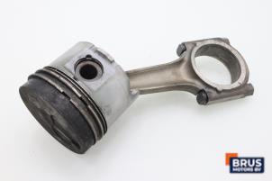 Gebruikte Drijfstang Peugeot Partner 1.9D 4x4 Prijs € 90,75 Inclusief btw aangeboden door Brus Motors BV